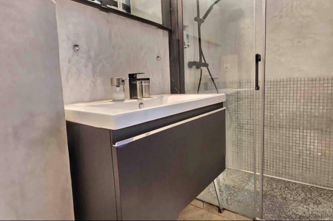 Beautiful Fully Renovated Centrally Located Studio モンテ・カルロ エクステリア 写真